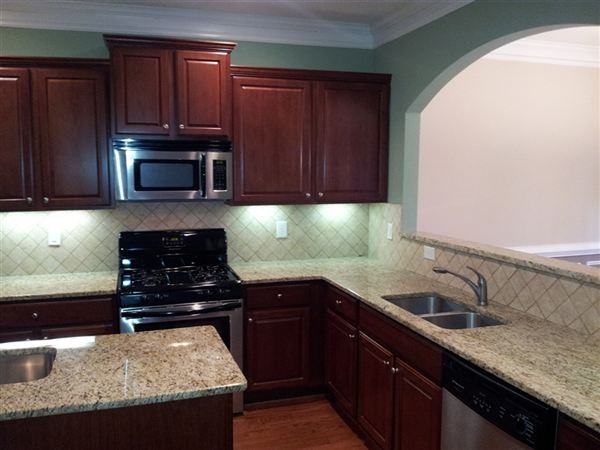 6 Reese Way - Photo 2 of 14