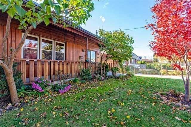 1 Alden Ave - Photo 2 of 13