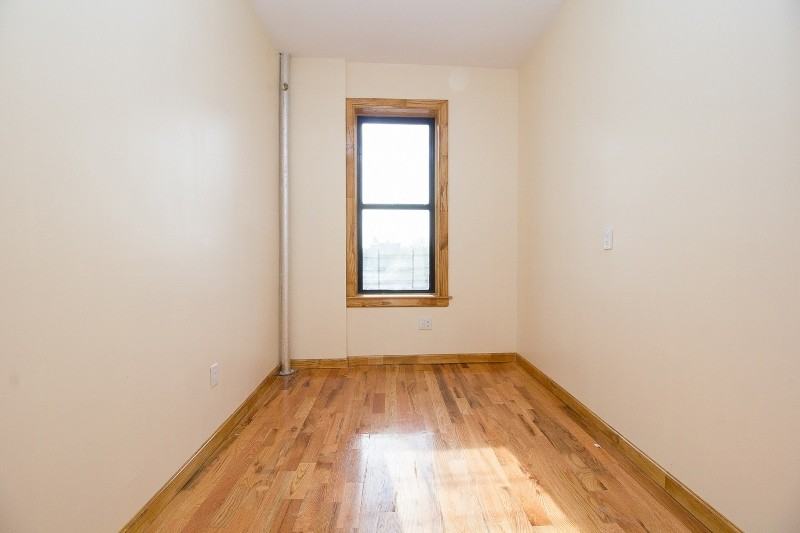 1497 Carroll - Photo 3 of 4