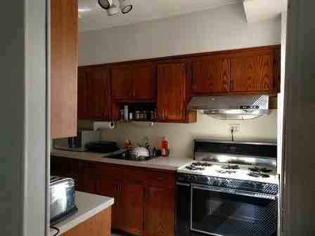 8515 10th Ave - Photo 3 of 6