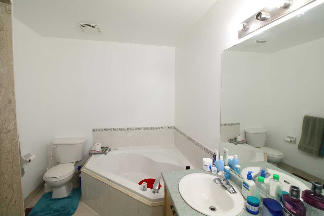 57 Rutland St - Photo 2 of 13