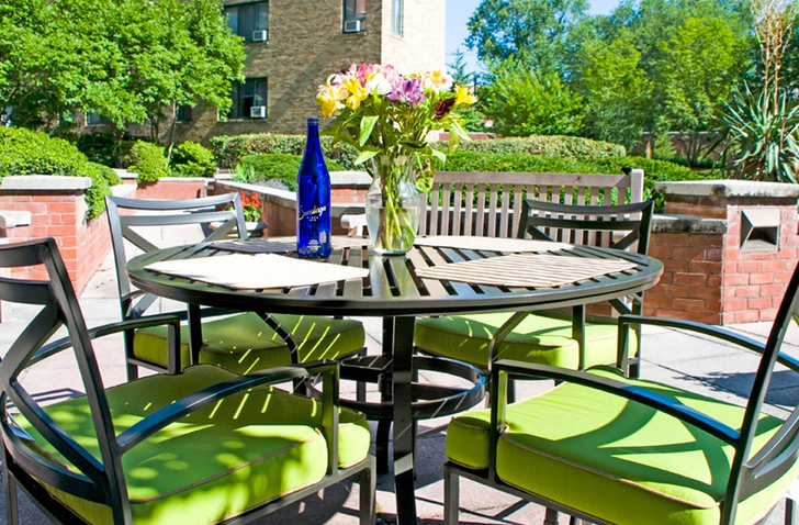 4609 Connecticut Ave NW - Photo 3 of 5