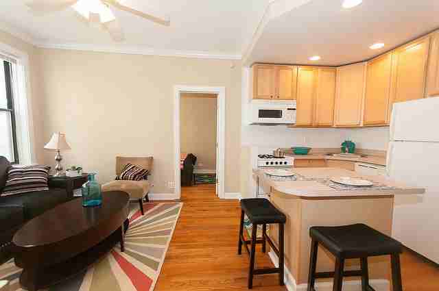 2828 N Pine Grove Ave #418