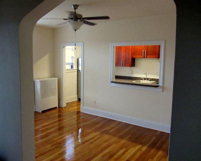 3222 Connecticut Ave NW - Photo 3 of 3