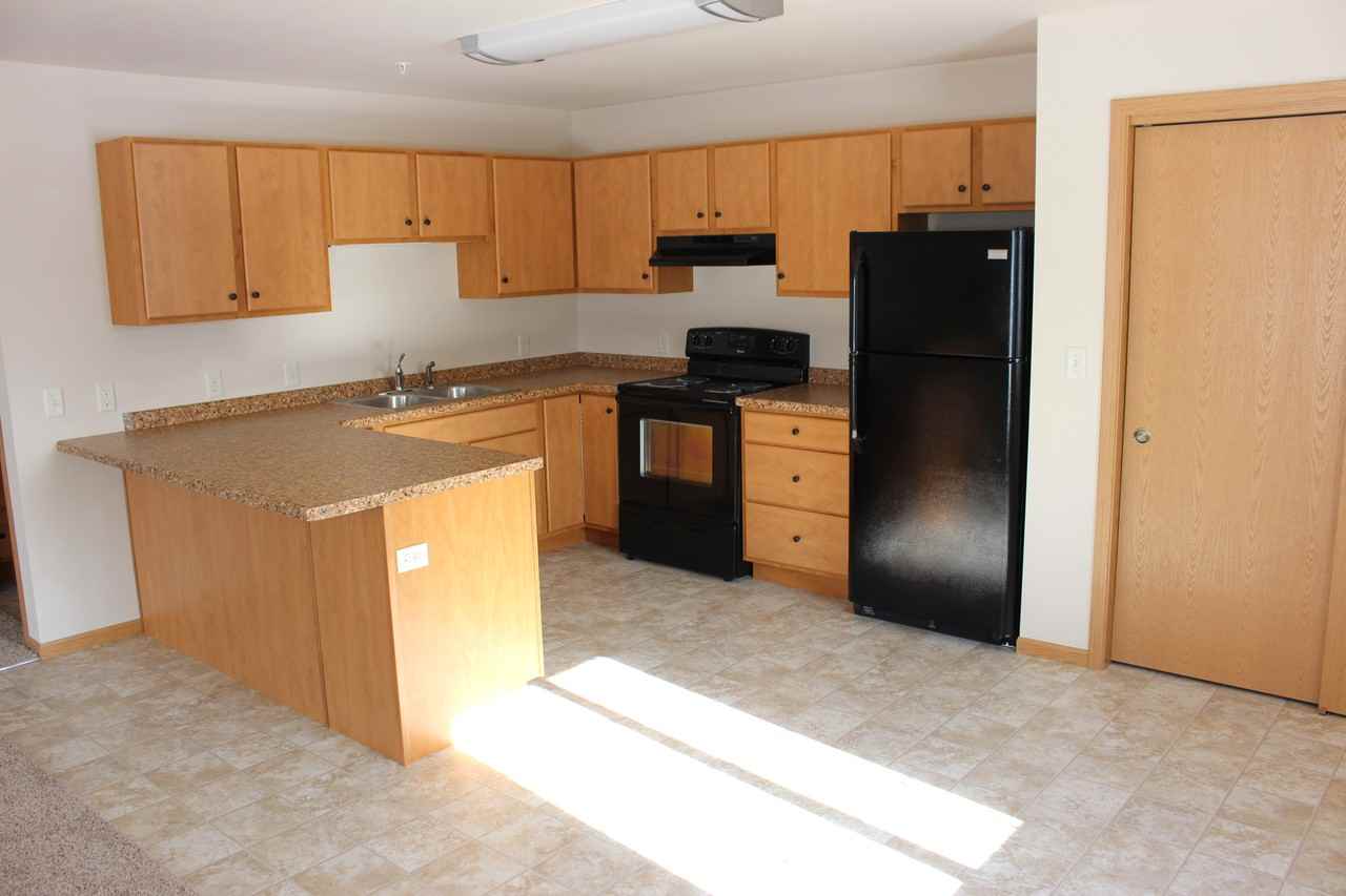 1201 N Memorial Dr - Photo 3 of 6