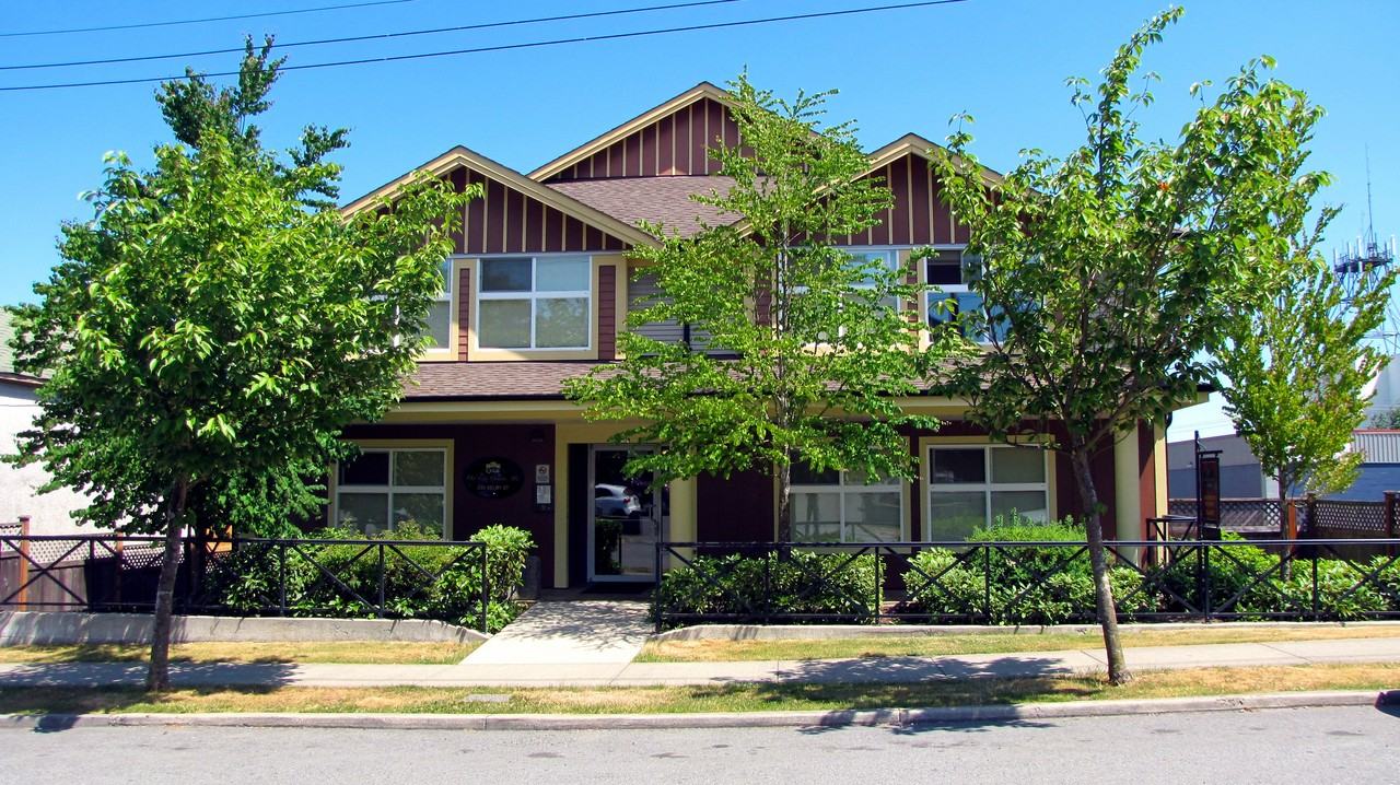 238 Selby St, Nanaimo, BC V9R 2R3 1 Bedroom Apartment for Rent for 800