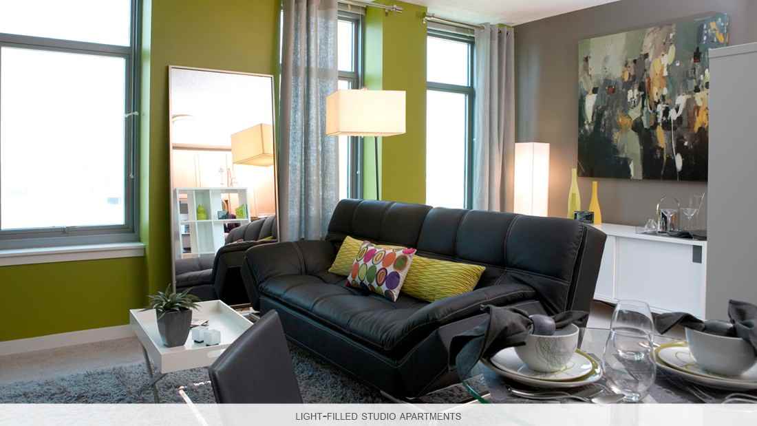 550 W Kinzie St - Photo 2 of 9