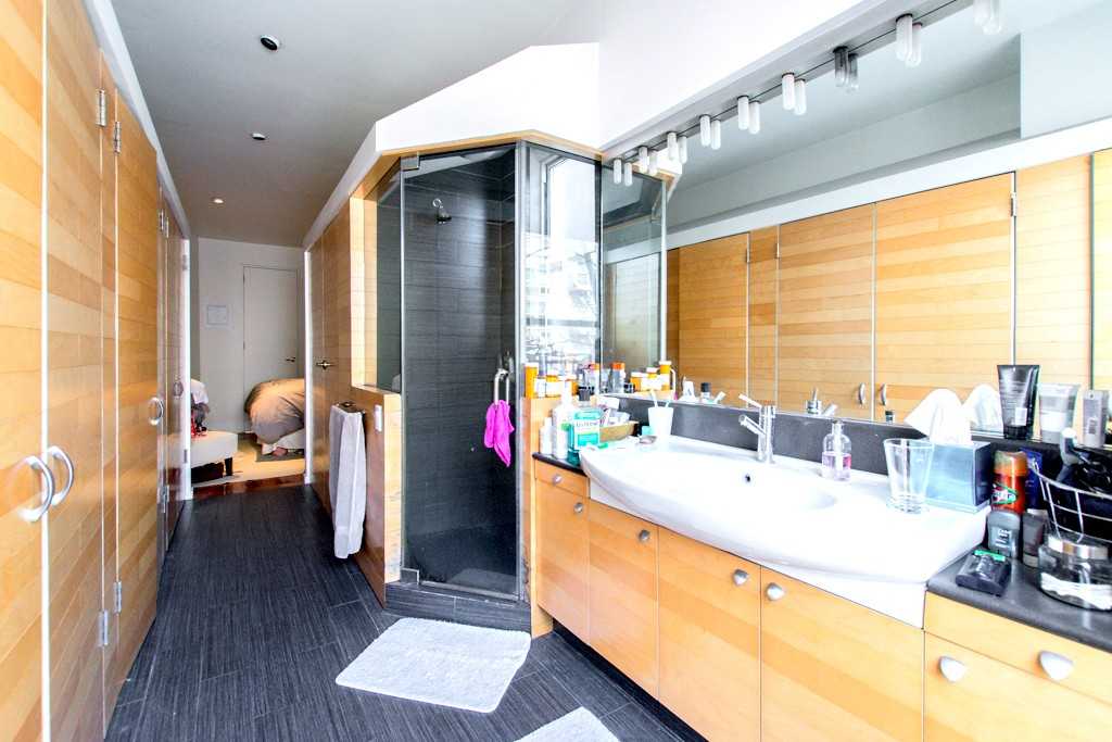 King Street - Photo 5 of 6