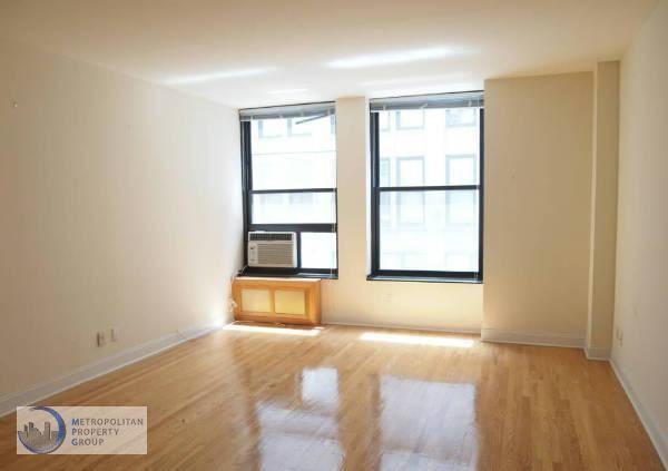 274 Park Ave - Photo 3 of 3