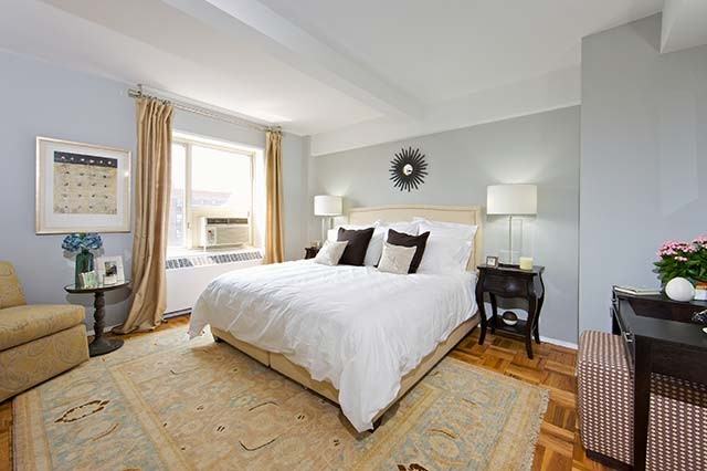 360 E 16th St 10E - Photo 2 of 5