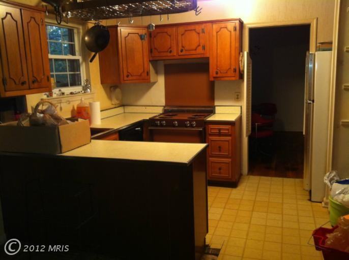 5222 Perth Ct - Photo 5 of 13
