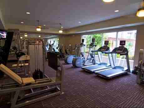 2901 Indiana St - Photo 4 of 9