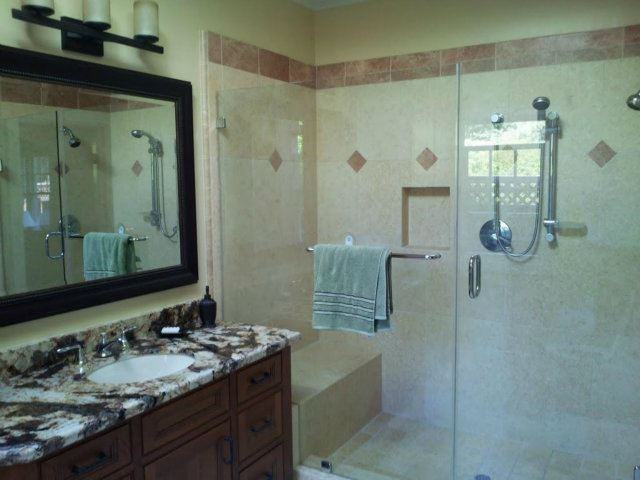 828 Melville Ave - Photo 3 of 15