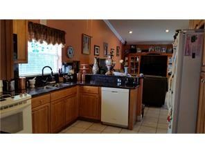 16042 SW 79th Terrace - Photo 2 of 8