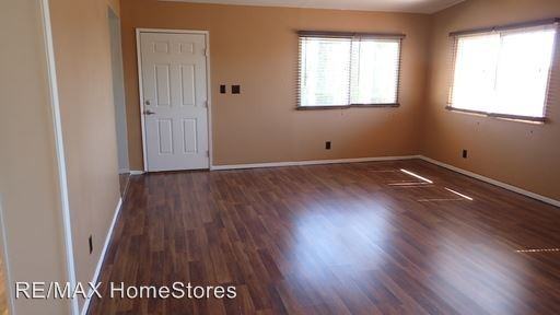 300 Colombo Ave - Photo 3 of 35