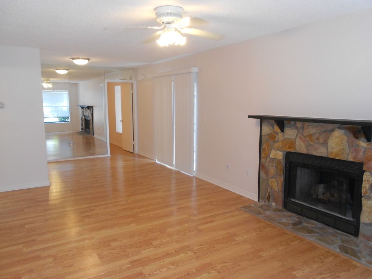 4025 Angel Oak Ct - Photo 2 of 14