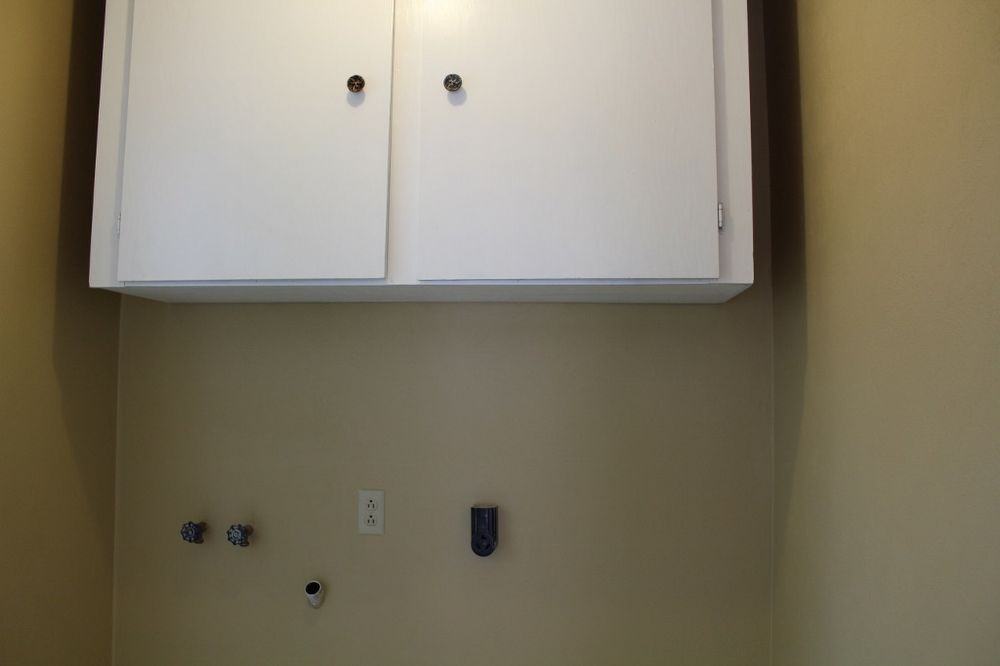 1585 Auburn Dr - Photo 2 of 23