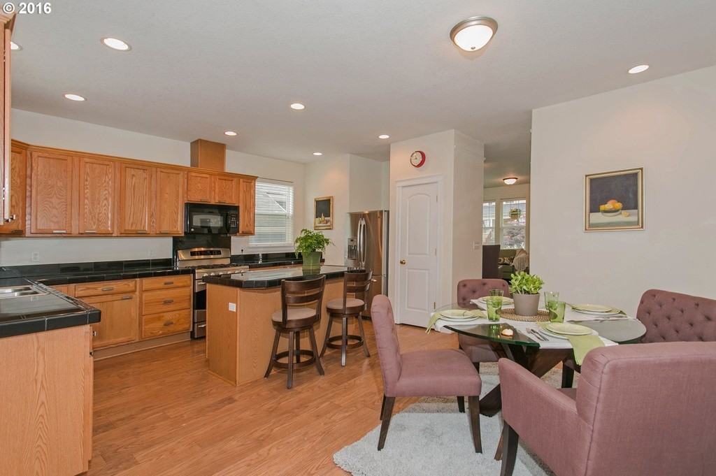 3921 North Albina Avenue - Photo 4 of 14