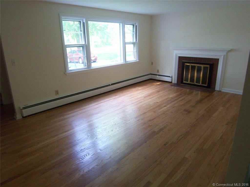 232 Park Ave - Photo 2 of 8