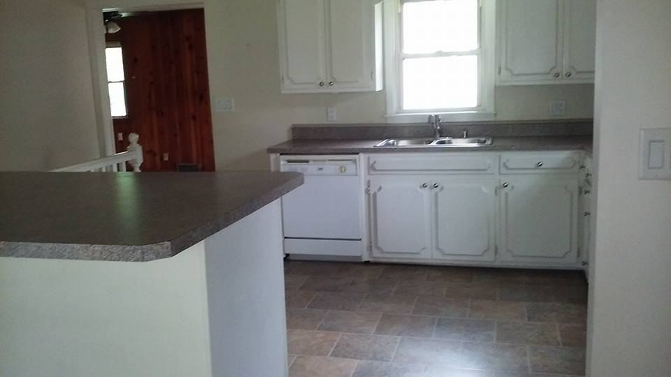 1715 Cedar St - Photo 2 of 7