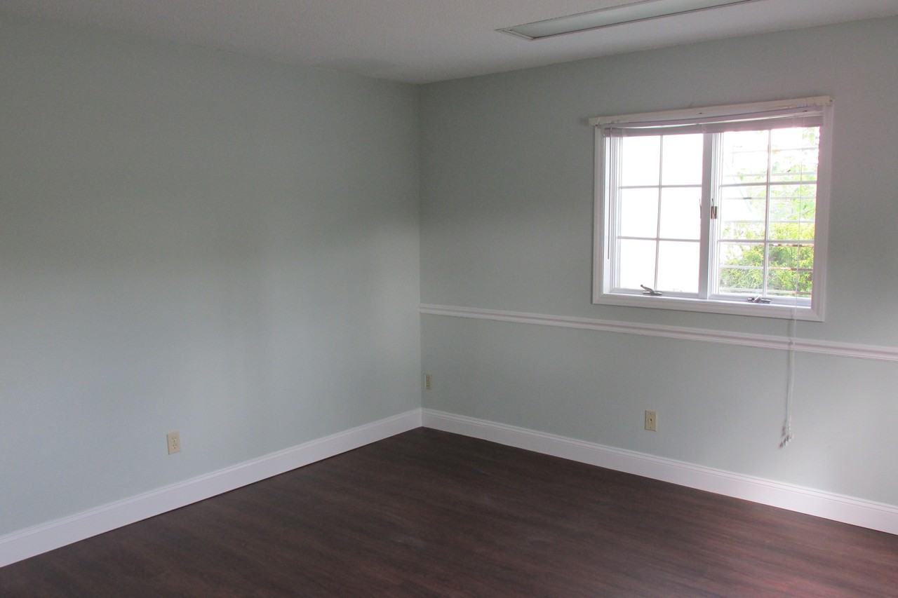 962 Ritter Dr - Photo 3 of 19