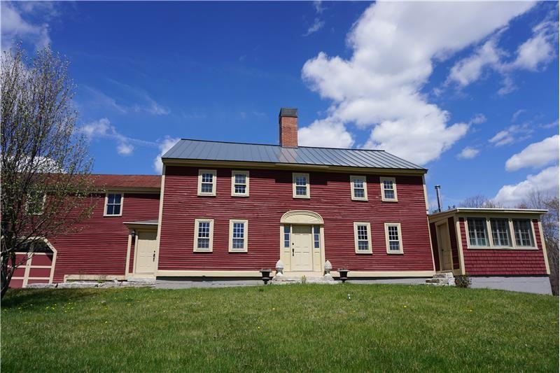 56 N Stark Hwy - Photo 2 of 31