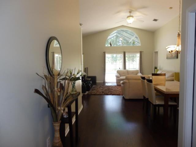 15128 Oak Chase Court - Photo 2 of 5