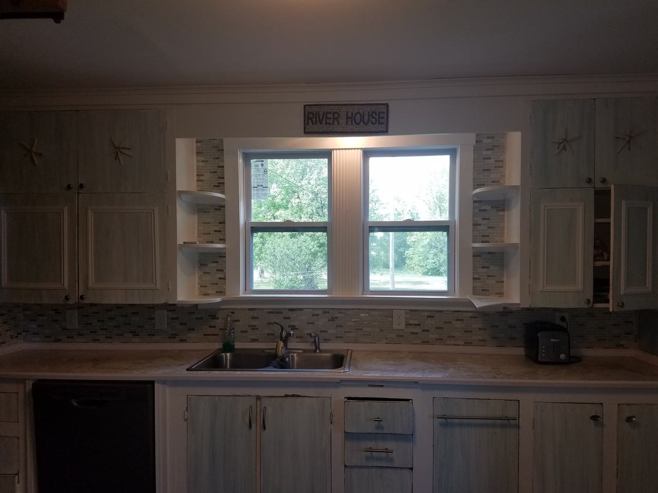 315 Columbia St - Photo 3 of 11