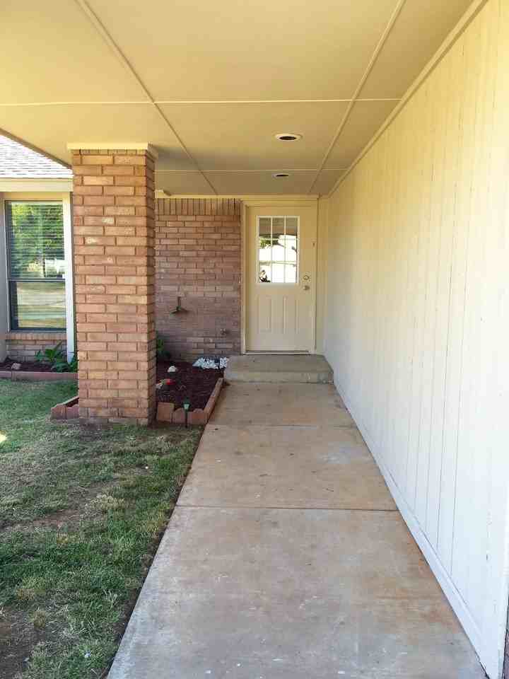 12421 Clarence Ct - Photo 2 of 18