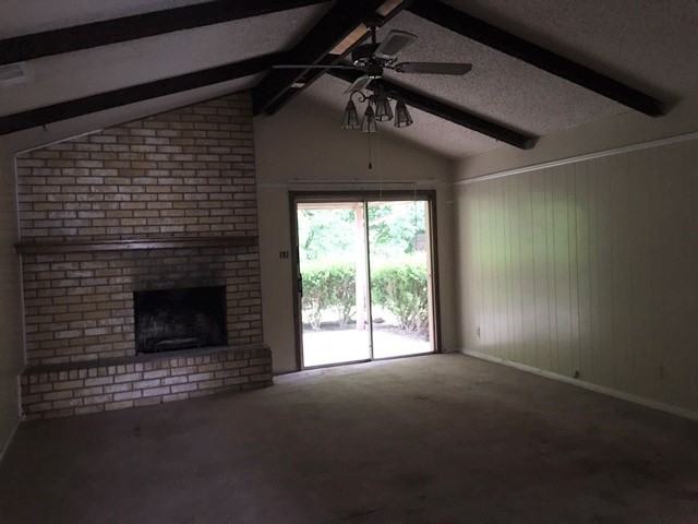 1207 Ruiz Dr - Photo 2 of 5