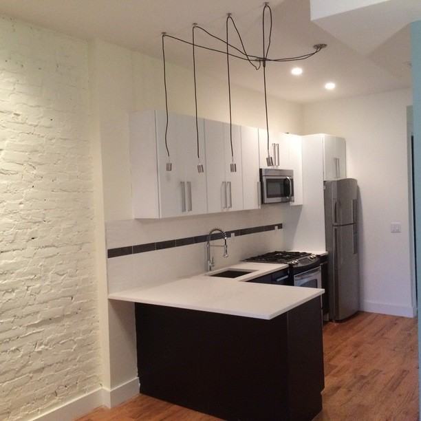 18-16 George Street #2r