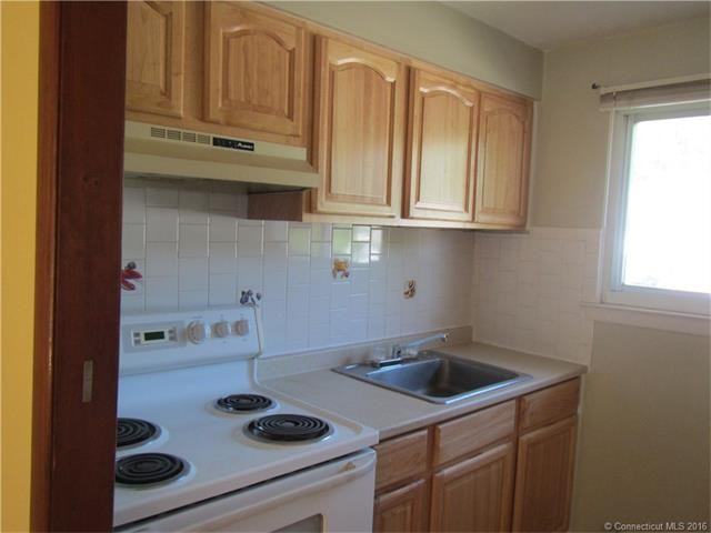 120 Woodland Dr #B - Photo 3 of 8