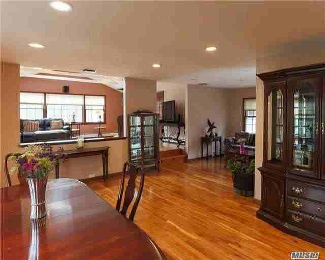 5 Hadley Dr - Photo 3 of 20