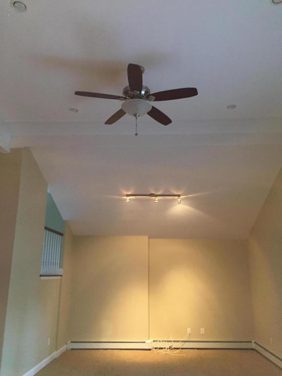 10 Ingram Cir - Photo 3 of 11