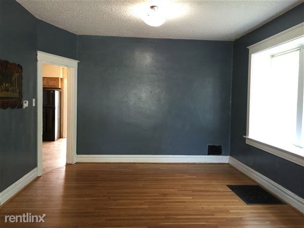 3176 Leola Ave - Photo 3 of 14