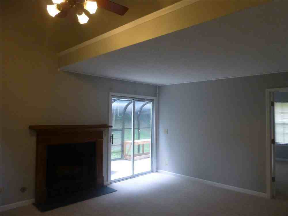 3779 Westchase Dr - Photo 3 of 11