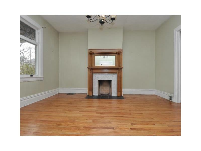 103 Center Ave - Photo 3 of 18