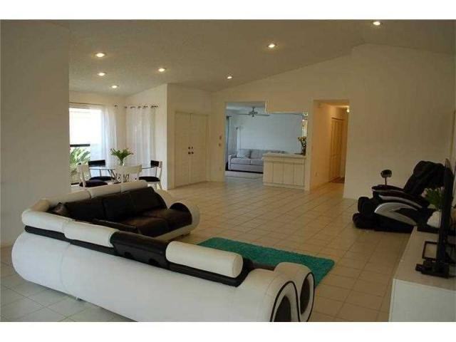 11174 Clover Leaf Circle - Photo 2 of 5