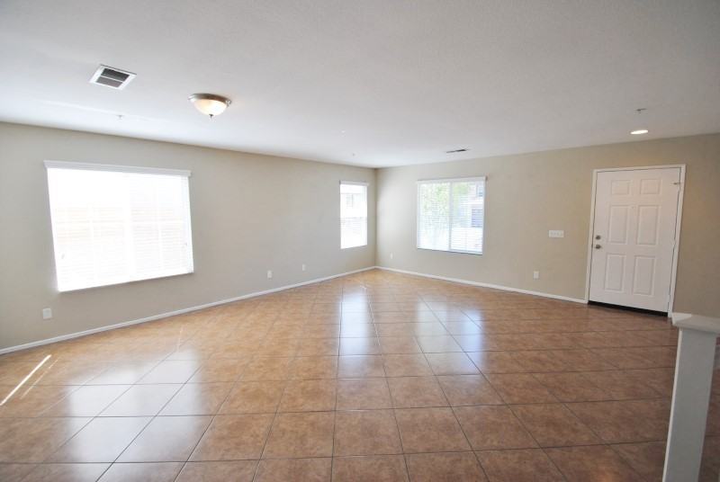 5999 Cold Creek Ct - Photo 3 of 8