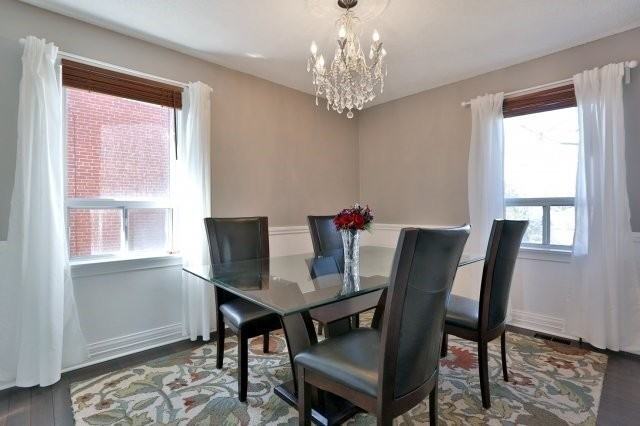 422 Valermo Dr - Photo 3 of 19