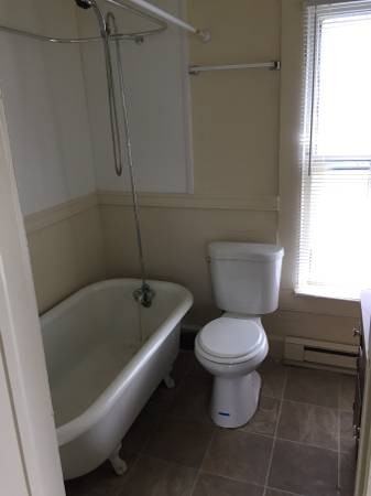 24 N Fern Ave - Photo 2 of 5