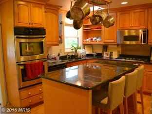 7111 Catlett St - Photo 3 of 7