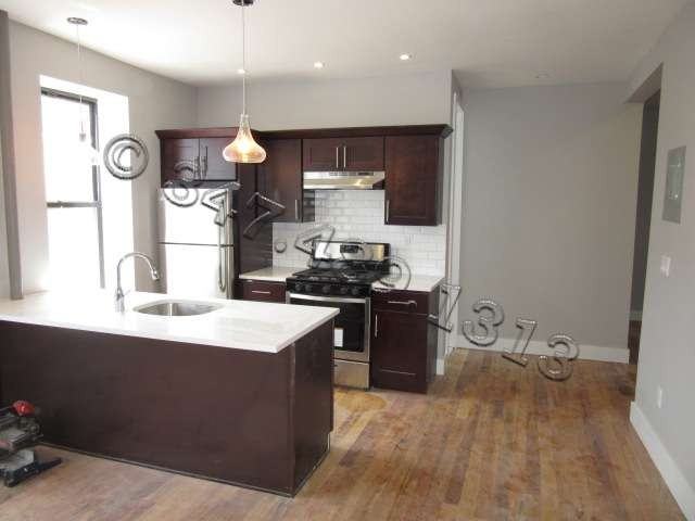 1579 Sterling Pl #LB4