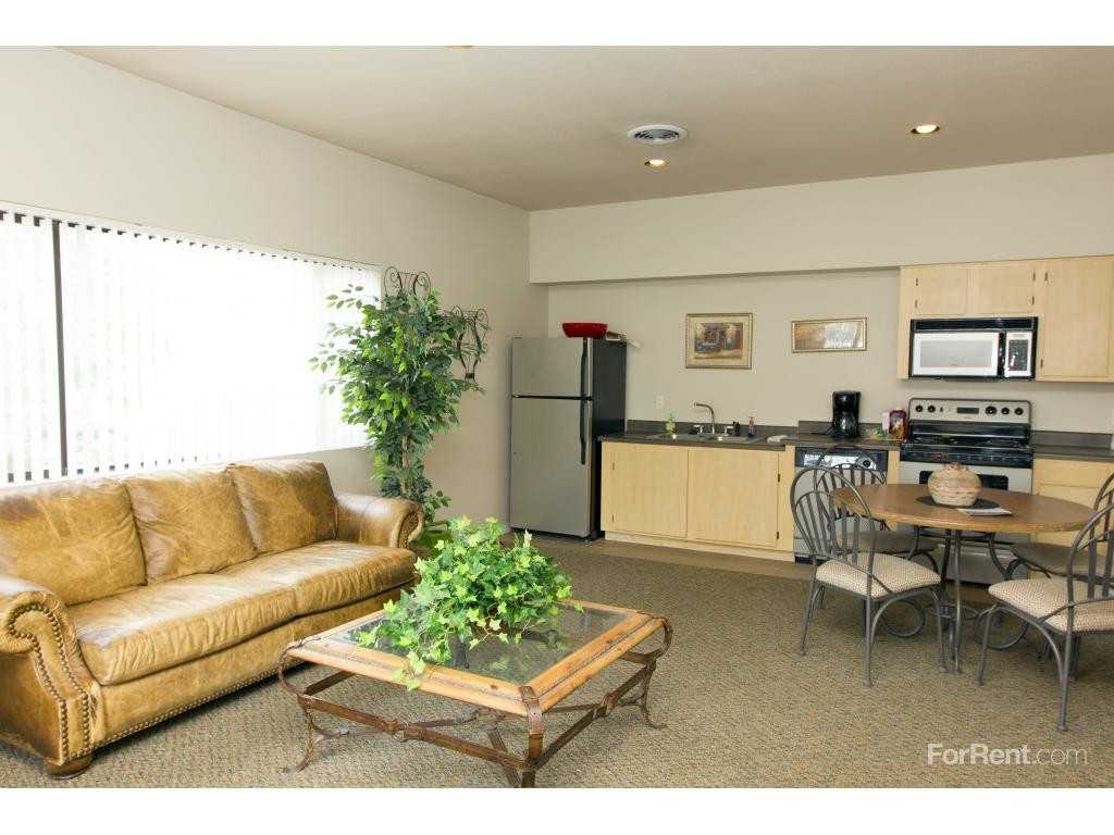 Lynmar Apartment Homes - Photo 2 of 19