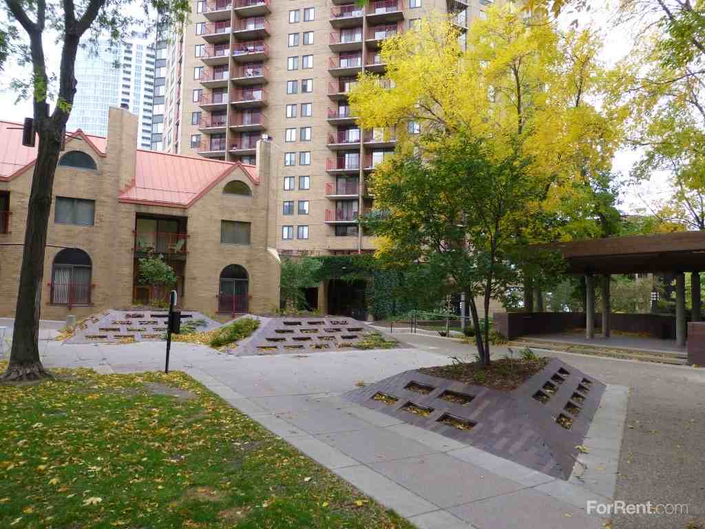 One Ten Grant - Photo 3 of 19