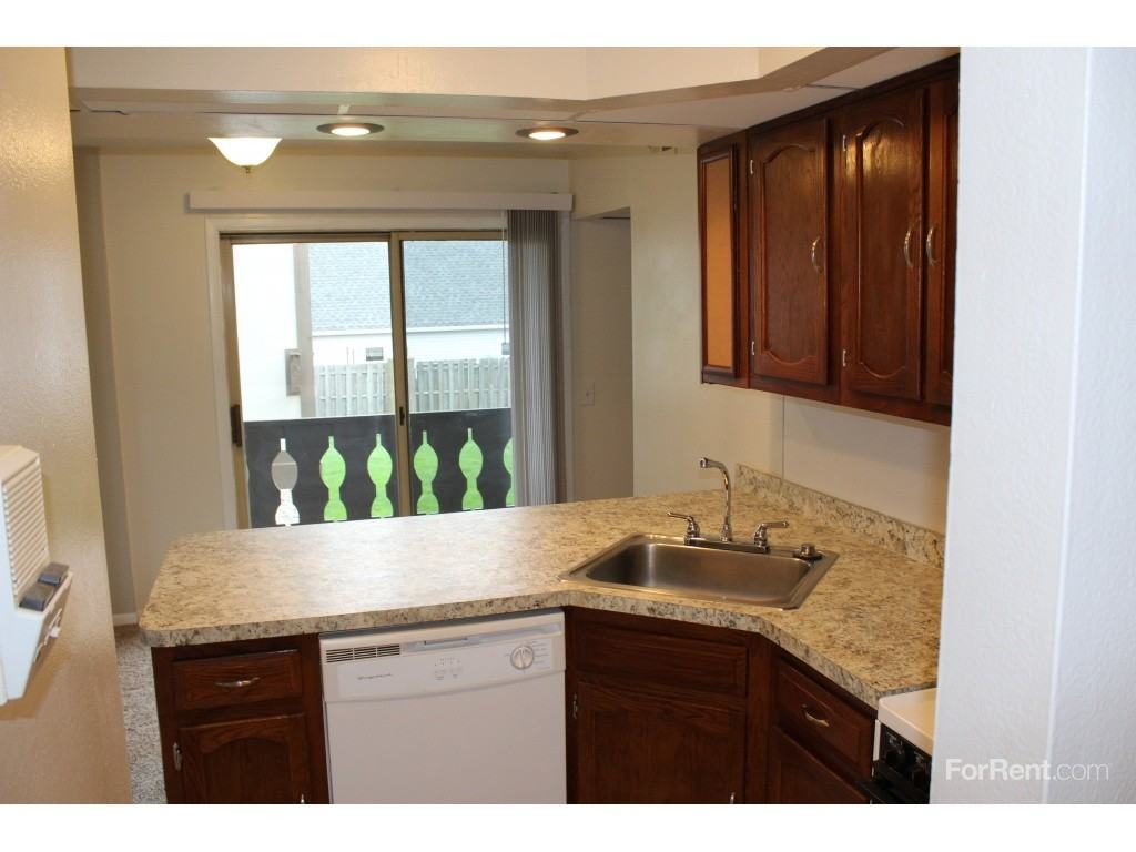 River's Landing - Photo 3 of 12