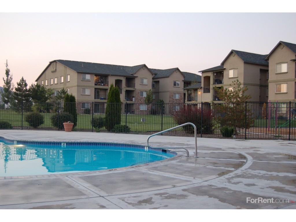 Diamond Creek Apartment Homes - Photo 3 of 15