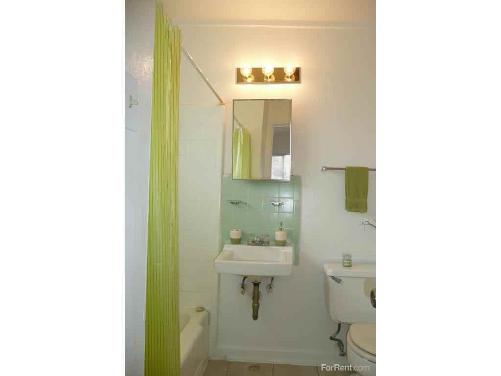 Covina Plaza - Photo 3 of 13