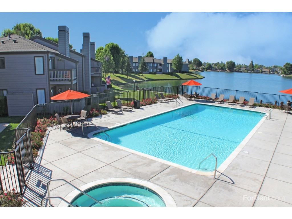 Lakeview Village 7565 Shoreline Dr, Stockton, CA 95219 Apartment