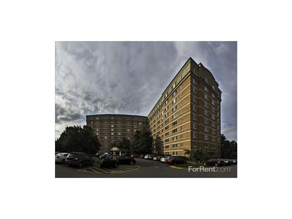 Potomac Towers - Photo 2 of 14